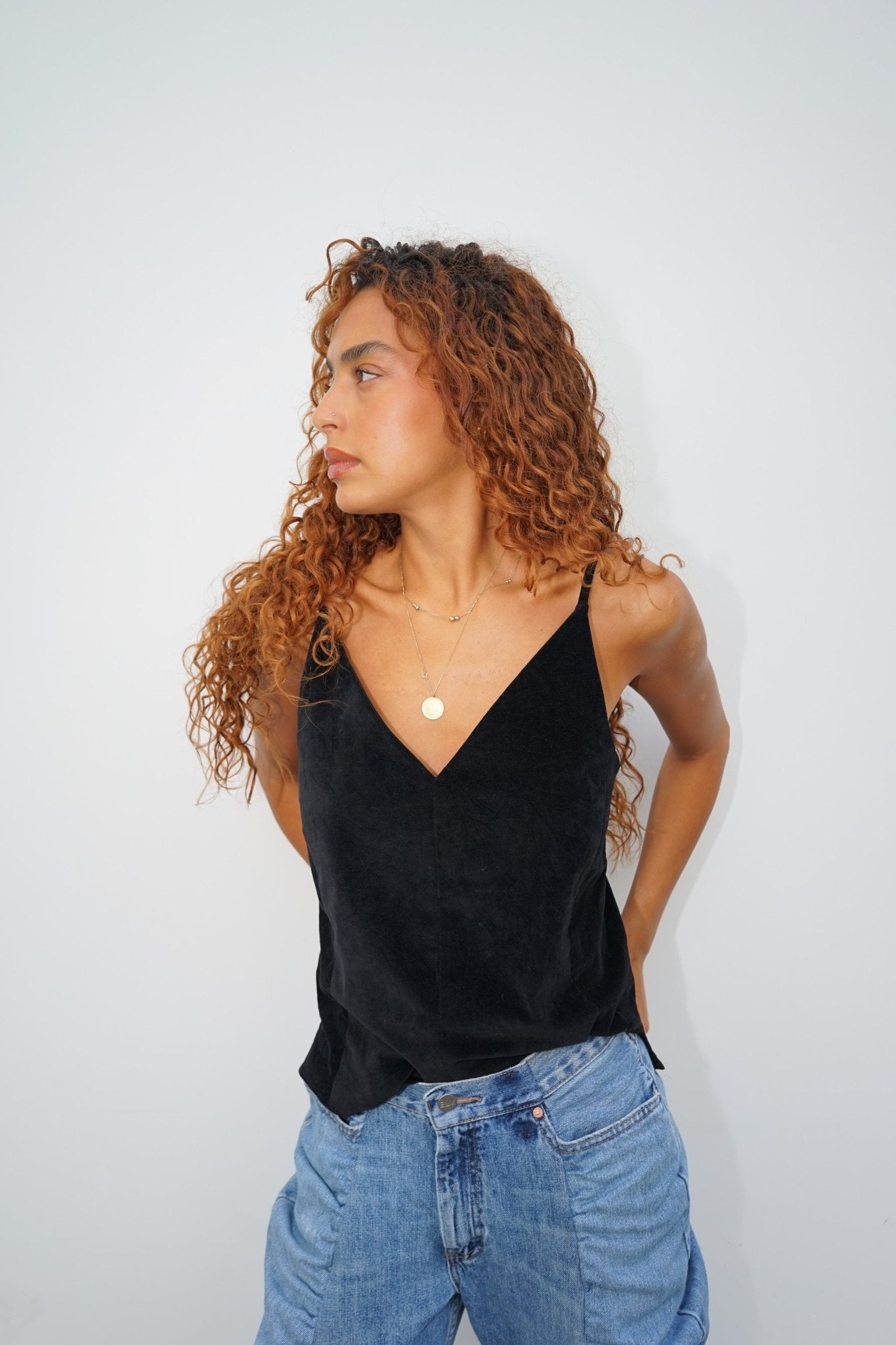 Anna Top Velvet Black - ELV Denim